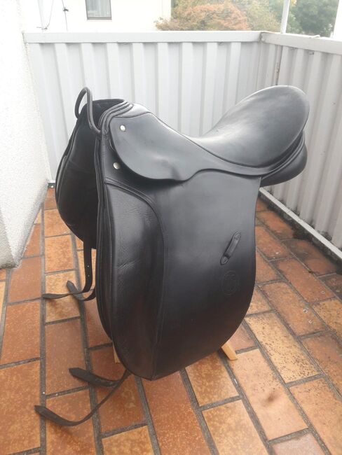 Ferdi Weischenberg Dressursattel 17,5 Zoll mittlere Kammer, Weischenberg, K.Fischer, Dressage Saddle, Schweinfurt