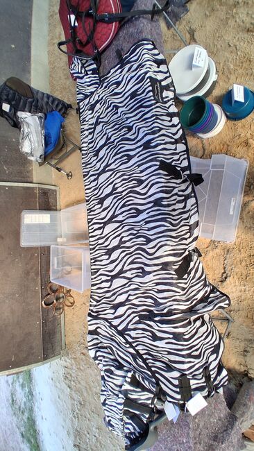 Fliegendecke mit Halsteil in 135, Melissa, Fliegenschutz, Thedinghausen 