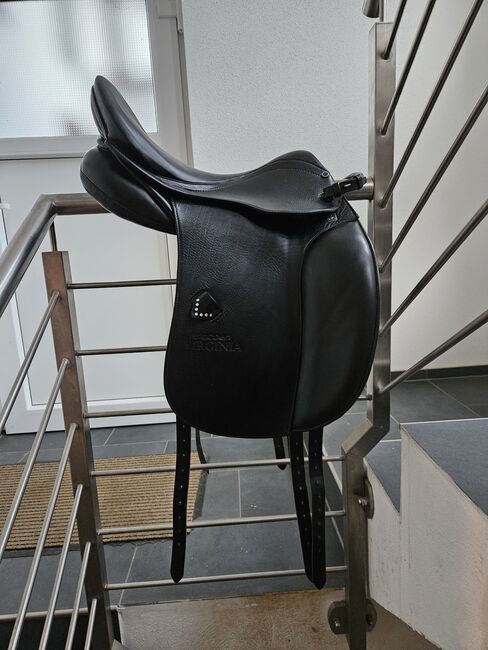 Verkaufe einen Stübben Virginia  17,5, Stübben Virginia , Julia skarba , Dressage Saddle, Bad wildungen, Image 2