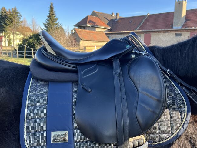 Verkaufe Prestige Venezia New Springsattel 17/33, Prestige  Venezia , Melissa, All Purpose Saddle, Pegau, Image 7