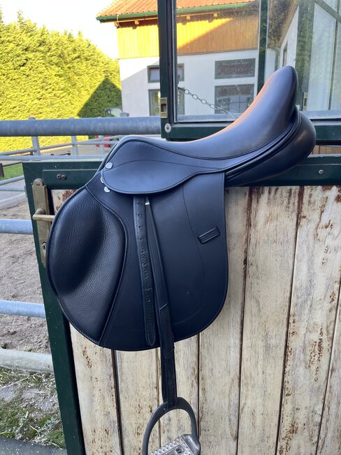 Frank Baines Springsattel -Neuwertig, Frank Baines  Edessa , Jennifer, Jumping Saddle, Gallbrunn