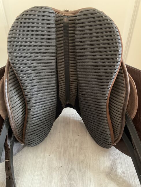 Freeform SB Dressage 17“ braun, Freeform Dressage, Anne, Treeless Saddle, Oranienburg, Image 9