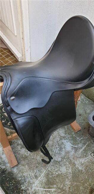 Fryso Legato 18x4, Fryso Legato, Laestrella , Dressage Saddle, Schorndorf, Image 2