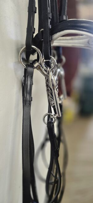Full size HKM double bridle complete with 5.5" bits and reins., HKM, Nicola Cawley, Bridles & Headstalls, Witham, Image 5