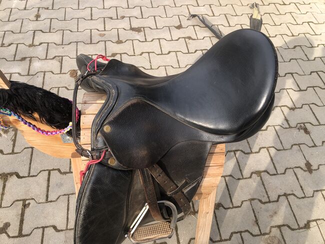 gebrauchter Sattel Kiefer Athen, Kiefer Athen , Kronwitter Petra , All Purpose Saddle, Mainbernheim