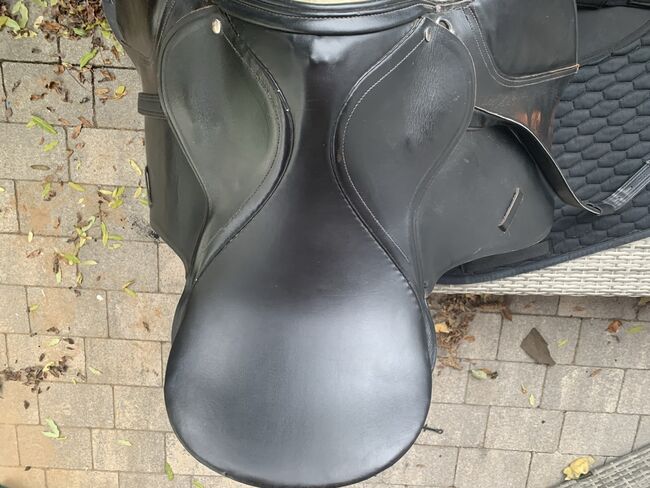 Gebrauchter, schwarzer Sattel, Vintage, Wastl Helga, All Purpose Saddle, Lupburg , Image 4