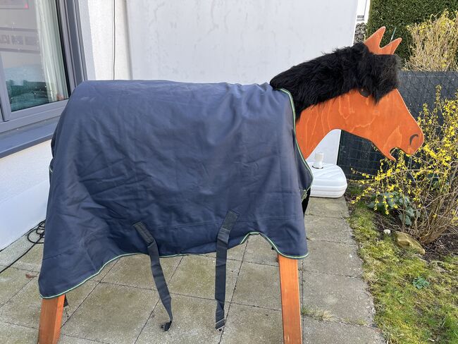 Gefütterte Regendecke 125 cm, 250g, Amigo Horseware, Katharina, Pferdedecken, Bamberg