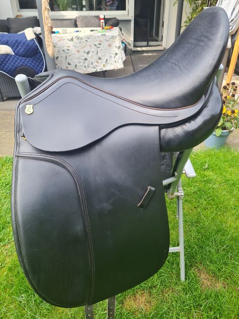 Toller Massimo Dresur Sattel 17 Zoll, Massimo  Europa 2, Hertz , Dressage Saddle, Hamburg , Image 3