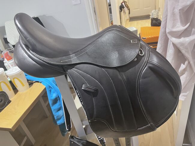 GFS brown 17” jump saddle, GFS, Chrissy, Jumping Saddle, Northa, Image 2