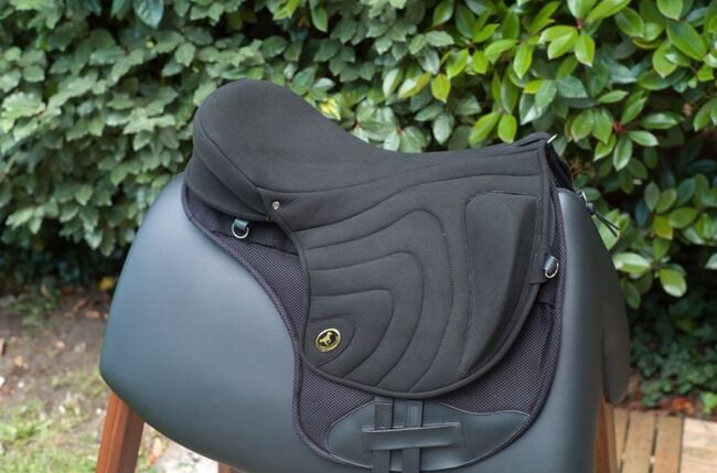 Ghost Cavallin Toscana Tango, baumlos mit Steigbügeln, Ghost Tango Cavallin, Jacqueline , Treeless Saddle, Mogendorf, Image 4