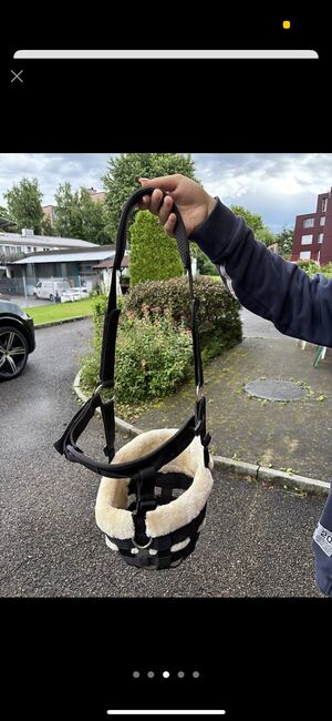 Fressbremse mit Kunstfell, WB, QHP Fressbremse mit Kunstfell, Céline Leonardo, Halters, Rüti ZH, Image 3