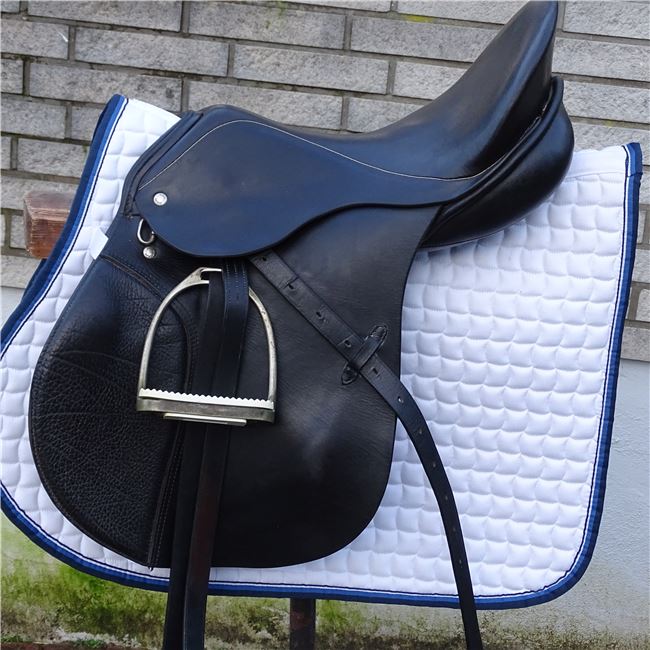 Goedicke Springsatte Parcour Spezial 17,5/29, Ernst Goedicke, Walsrode Parcour Spezial, S.V., Jumping Saddle, Geestland