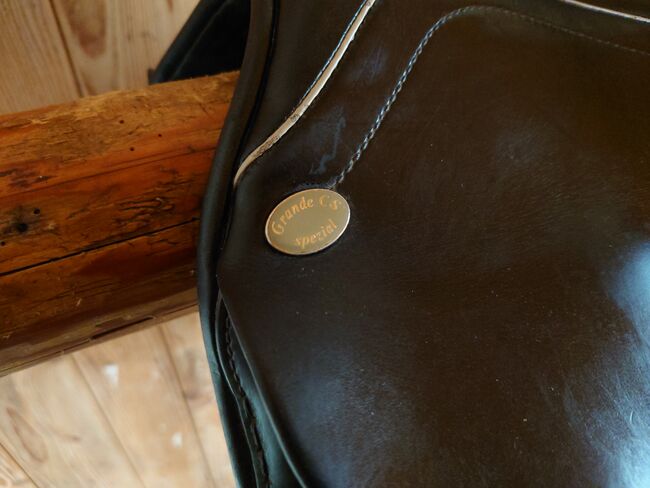 Grande CS Spezial Dressursattel 17", Grande CS Spezial - Prestige Grande CS Spezial Dressursattel 17", Vanessa Lukas, Dressage Saddle, Ravensburg, Image 3