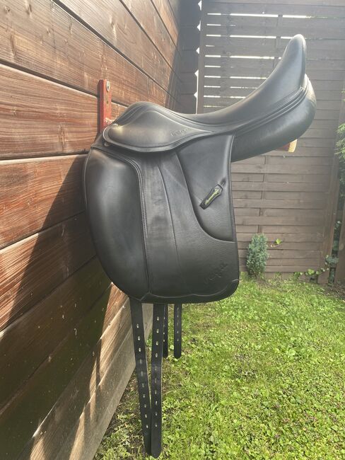 Toller Dressursattel von Amerigo aus 2017, Amerigo  Vega , Jennifer Lüsenbring , Dressage Saddle, Wuppertal