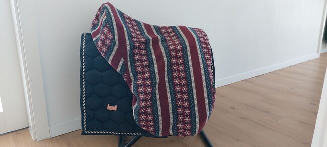 Toller VS Sattel Dressur 16 Zoll rosa Strass und rosegold Keder gepflegt!, Mareike K, All Purpose Saddle, Marsberg, Image 9
