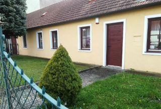 Großzügiges Grundstück mit Pferdehof und sofort bewohnbarem Haus zu verkaufen, Angelika Auer, Pferdeimmobilien, Markgrafneusiedel, Abbildung 2