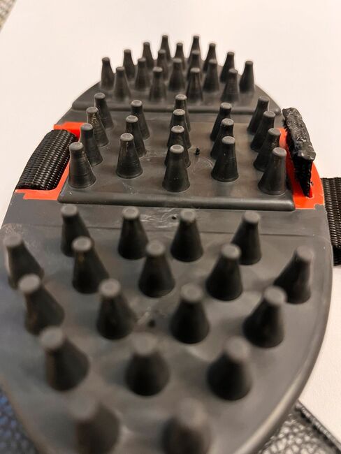 Gummistriegel, Covalliero ergonomischer Gummistriegel, Anja SeHo, Grooming Brushes & Equipment, Salzweg, Image 3