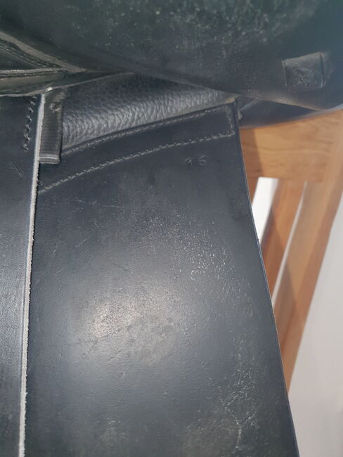 Gut gepflegter Dressursattel Windsor, 16 Zoll, Windsor Springtree, Marion , Dressursattel, Nordhackstedt, Abbildung 10