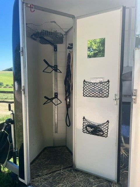 Pferdeanhänger, Cheval Liberte Doppelter Anhänger mit doppelter Sattelkammer, Romy Lorenz , Horse Trailers, Grävenwiesbach , Image 3