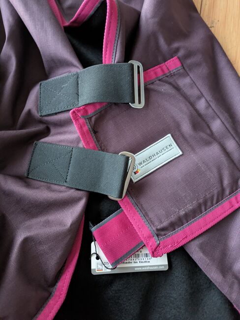 Halsteil Regendecke Decke economic Fleece Waldhausen neu full, Waldhausen  Outdoor Neck Part, Economic Fleece , Laura , Horse Blankets, Sheets & Coolers, Essen, Image 9