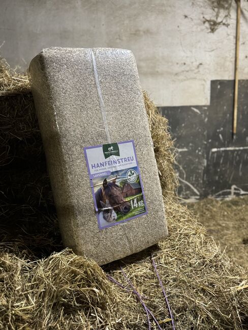 Pferde Hanfeinstreu 18 Stück je 140 Liter / 14kg, Hanfeinstreu Lavendel , Tini, Hay & Straw, Pilsting, Image 2