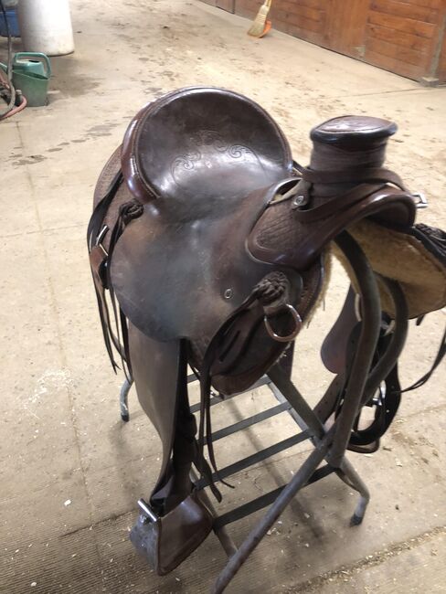 Handmade LJ Saddlery Roping Saddle, LJ, Catie Richardson, Western Saddle, Payson, Image 3