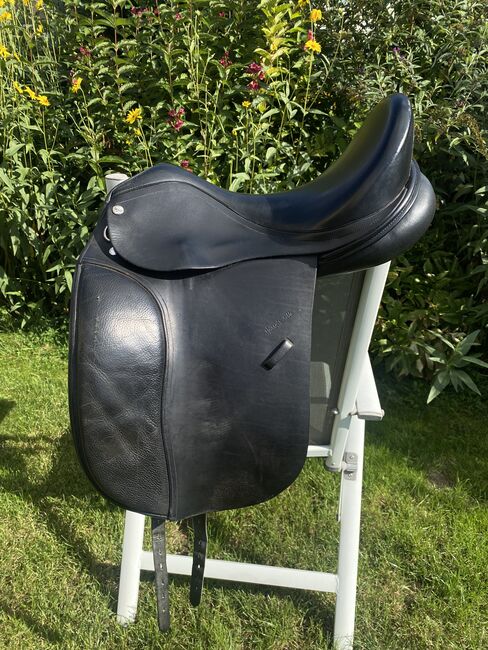 Harry Dabbs Dressursattel elegant 17,5 Zoll, Harry Dabbs Dressursattel elegant, Luisa Rothenhöfer, Dressage Saddle, Würzburg