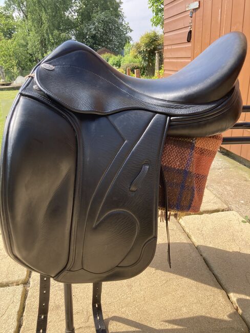 Harry Dabbs Platinum Avant Consort Paris 17.5” MW Black dressage Saddle, Harry Dabbs Platinum   Avant Consort Paris , Karen sansom, Dressursattel, Ashby-de-la-zouch, Abbildung 4