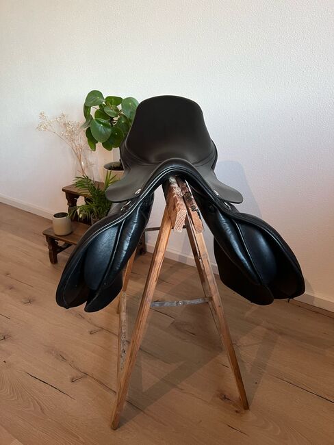 Harry Dabbs Springsattel, Harry Dabbs, Bianca, Jumping Saddle, Bad Dürrheim, Image 4