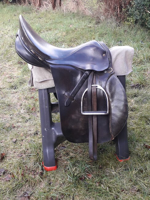 Havannah 18in (M) Leather Saddle, Thouroughbred Saddlery, Keri Steele, Sonstiger Sattel, Darwen