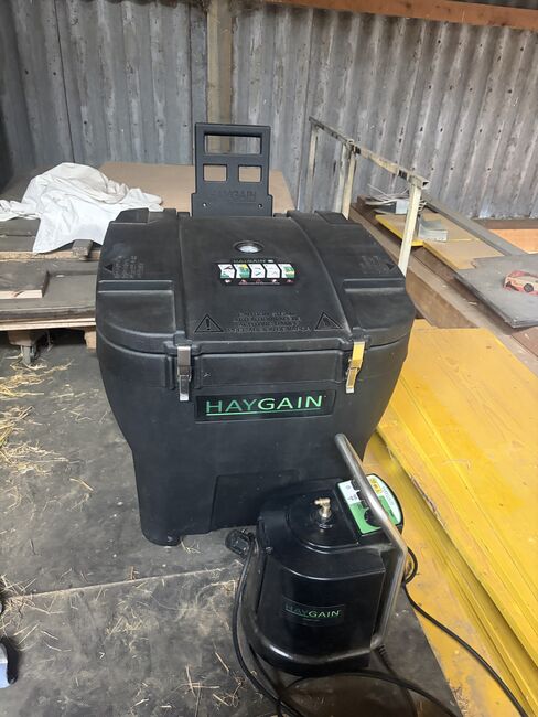 Haygain Heubedampfer HG 600 mit Timer (neuwertig), Haygain HG 600, Dana Hausherr, Hay & Straw, Fläsch