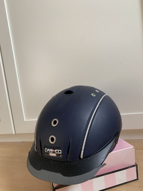 Reithelm von Casco, Casco  Mistrall, Milena , Riding Helmets, Buggingen 