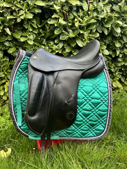 Hennig Dressursattel 17, Hennig , Zoomi , Dressage Saddle, Düren, Image 3