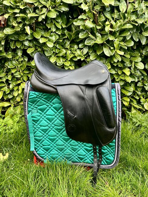 Hennig Dressursattel 17, Hennig , Zoomi , Dressage Saddle, Düren