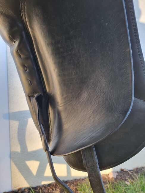 Hennig Dressursattel schwarz Maßsattel, Hennig, Jenny, Dressage Saddle, Duisburg, Image 7