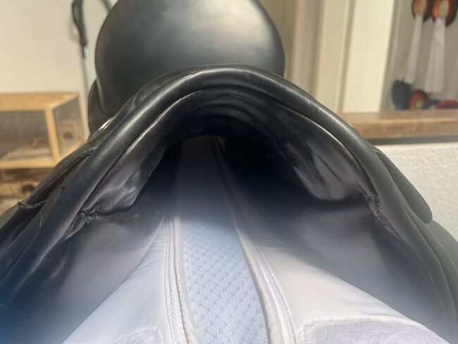 Hennig Dressursattel günstig zu verkaufen, Hennig , Anne Klimmer , Dressage Saddle, Kaiserslautern , Image 4