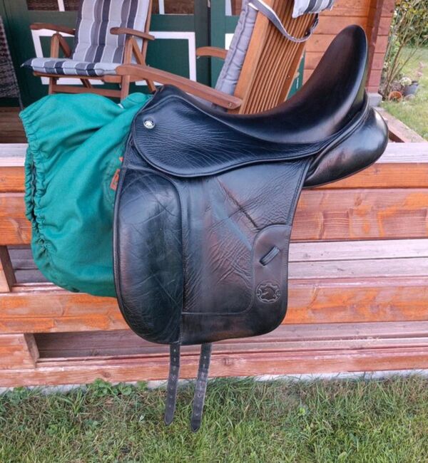Hennig Dressursattel NZT, Hennig NZT, Stephanie , Lambskin Pad, Schwartbuck, Image 3