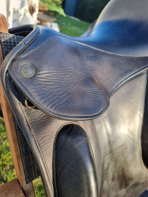 Hennig Dressursattel schwarz Maßsattel, Hennig, Jenny, Dressage Saddle, Duisburg, Image 2