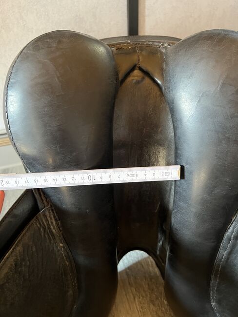 Hennig Dressursattel 18”, Hennig , Tanja Hochhaus , Dressursattel, Schwarzenberg, Abbildung 12