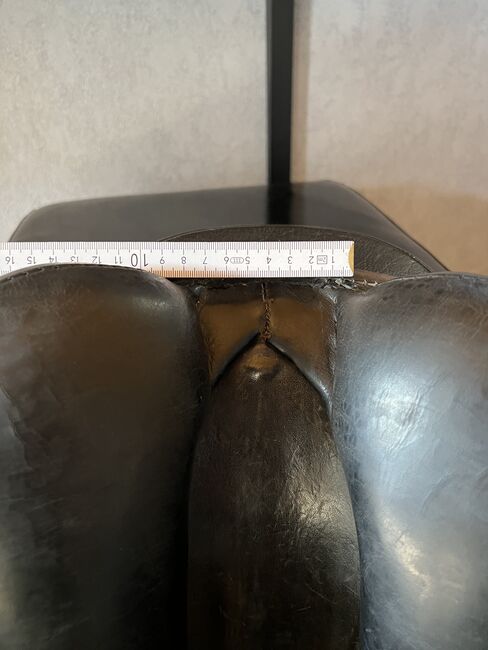 Hennig Dressursattel 18”, Hennig , Tanja Hochhaus , Dressursattel, Schwarzenberg, Abbildung 11