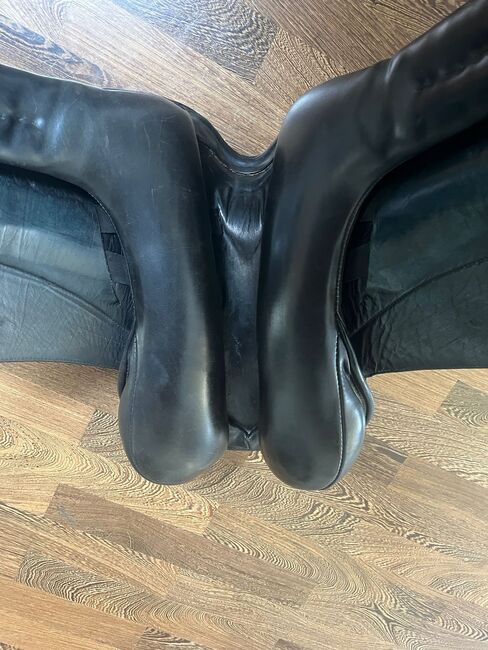 Hennig Dressursattel günstig zu verkaufen, Hennig , Anne Klimmer , Dressage Saddle, Kaiserslautern , Image 4