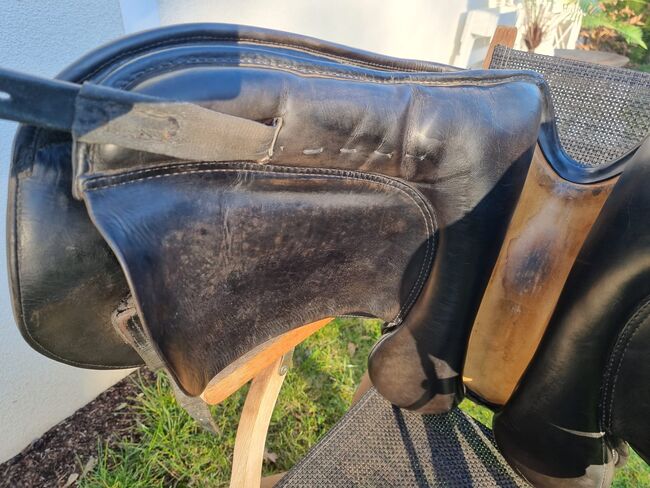 Hennig Dressursattel schwarz Maßsattel, Hennig, Jenny, Dressage Saddle, Duisburg, Image 16