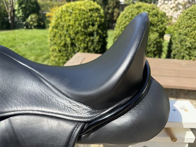 Hennig Dressursattel 17,5  ‚8 2022, Hennig  Dressursattel , Simone van Cayzeele, Dressage Saddle, Königstein, Image 8