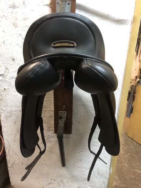 Hennig Dressursattel 17,5, Hennig, Steffi, Dressage Saddle, Hannover , Image 2