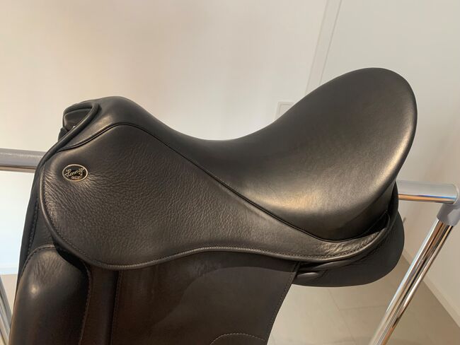 Hennig Dressursattel ASP, Hennig Dressursattel ASP schwarz, Stefanie Berninger, Dressage Saddle, Aschaffenburg, Image 2