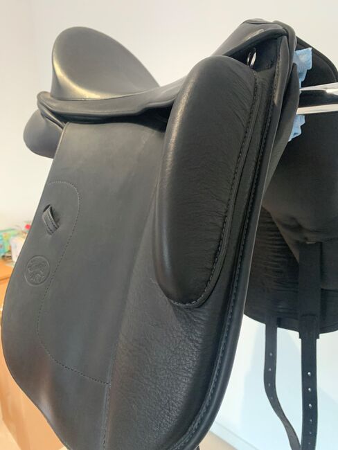 Hennig Dressursattel ASP, Hennig Dressursattel ASP schwarz, Stefanie Berninger, Dressage Saddle, Aschaffenburg, Image 10