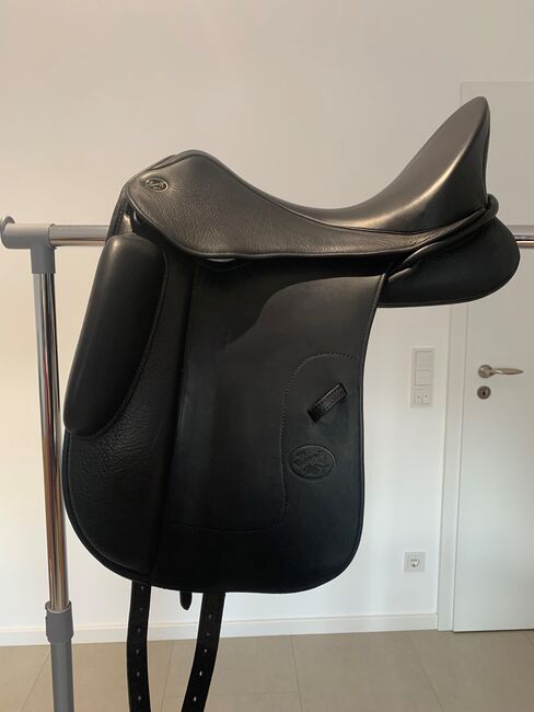 Hennig Dressursattel ASP, Hennig Dressursattel ASP schwarz, Stefanie Berninger, Dressage Saddle, Aschaffenburg