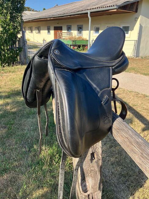 Hennig Dressursattel, Hennig Monoblatt, Bernadette Teibenbacher, Dressage Saddle, St.Veit/Gölsen