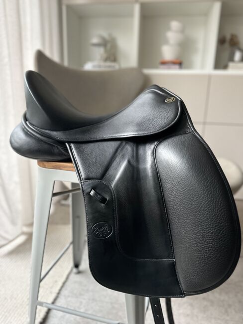 Hennig MFT 17 Zoll top Zustand aus 22, Hennig Mft , KaroM, Dressage Saddle, Wiesbaden