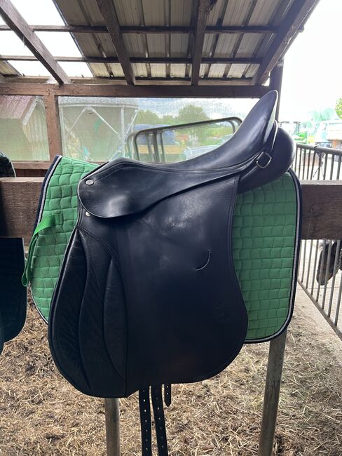Hennig VS Sattel 18” schwarz, Hennig, Tanja Hochhaus , All Purpose Saddle, Schwarzenberg